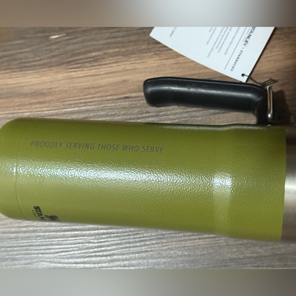 NWT Stanley x Starbucks Military Green Travel Mug - Picture 4 of 9